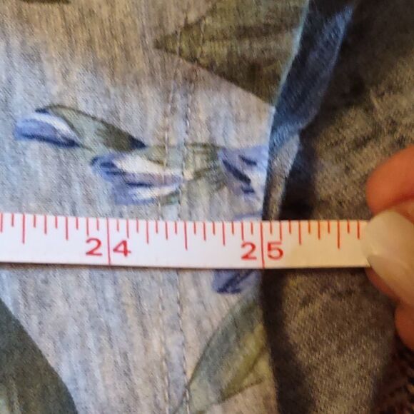 New Aeropostale Women's size S Classic Light Academia blue floral gray t-shirt - Picture 6 of 6